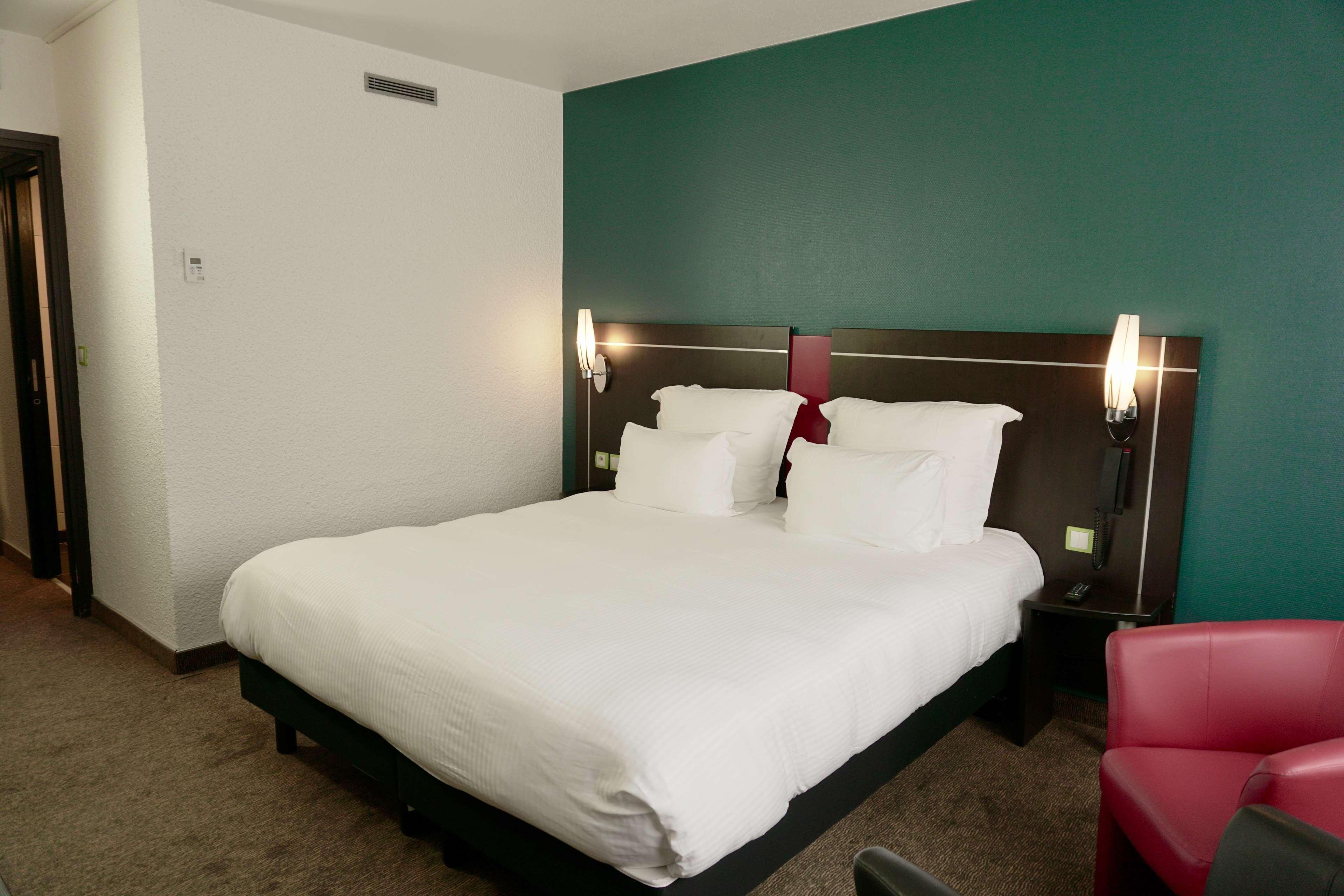 Hotel Golden Tulip Roissy Saint Witz Esterno foto