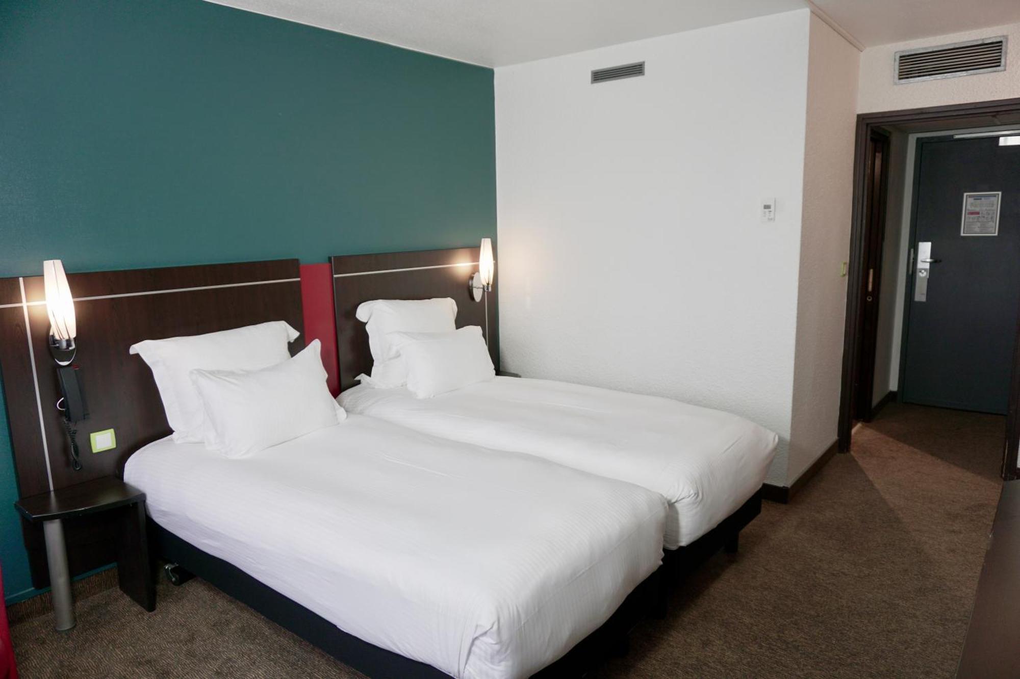 Hotel Golden Tulip Roissy Saint Witz Esterno foto